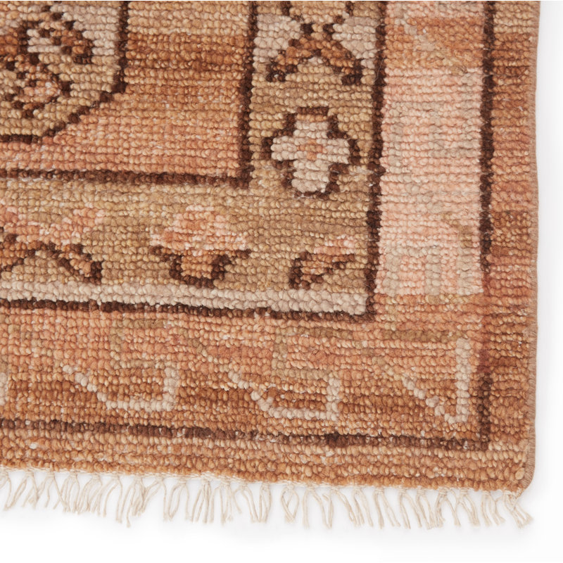 Jaipur Living Ziba JIN01 Handknotted Medallion Blush and Beige Runner Rug (3'x10'), Runner 3' x 10'