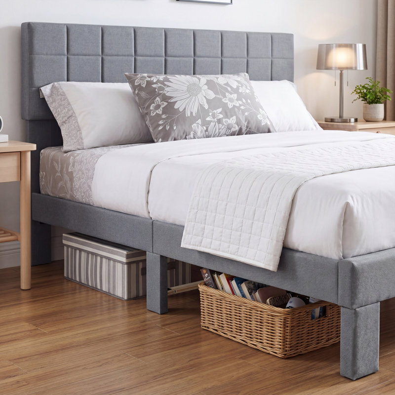 King Size Platform Bed Frame, Light Gray Upholstered Tufted Headboard With Solid Wood Slats