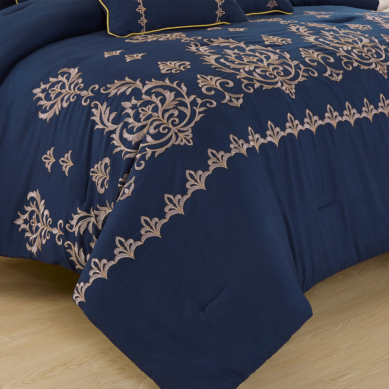 Ring Stitch Floral Comforter, King