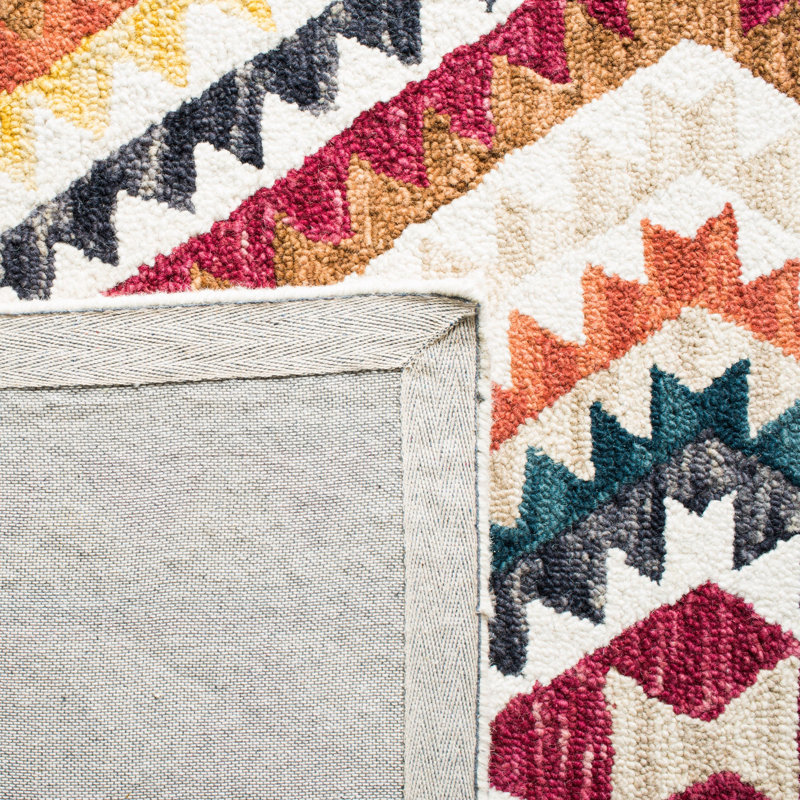 Deyoung Hand Tufted Wool Southwestern Rug, Rectangle 4' x 6'
