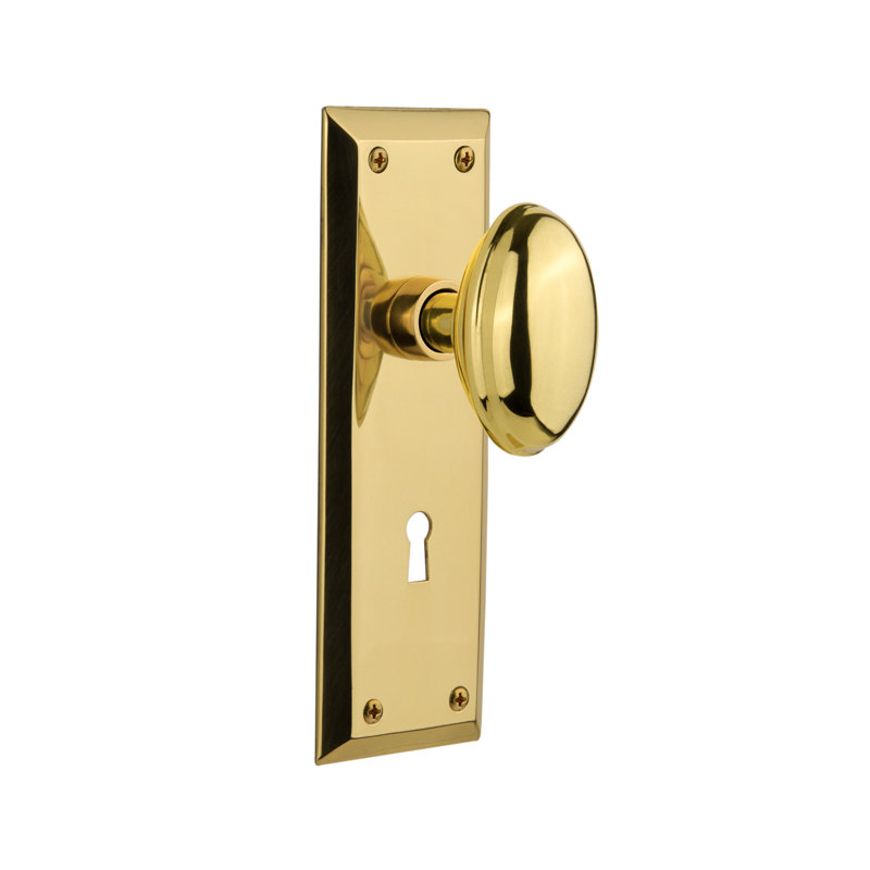 New York Plate with Decorative Keyhole and Homestead Door Knob, Polished Brass