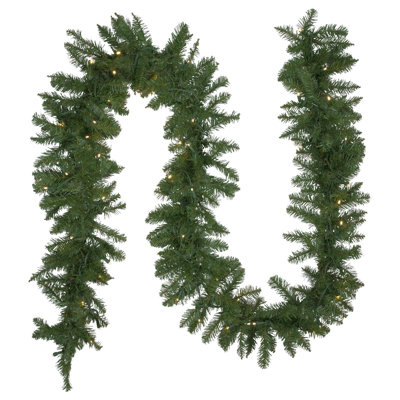 Guirlande de Noël 50 pi x 10 po pré-éclairée en pin Northern