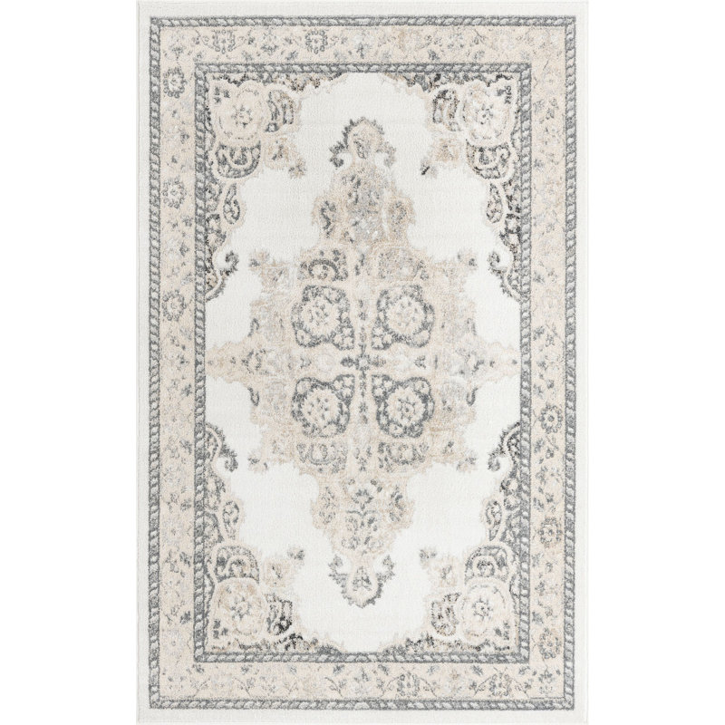 Makay Oriental Indoor Rug, Rectangle 5' x 8'