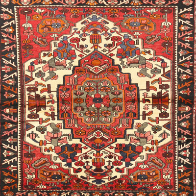 Tapis rouge à motif sud-ouest
