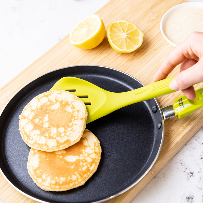 Colourworks Brights Spatula / Turner, Green