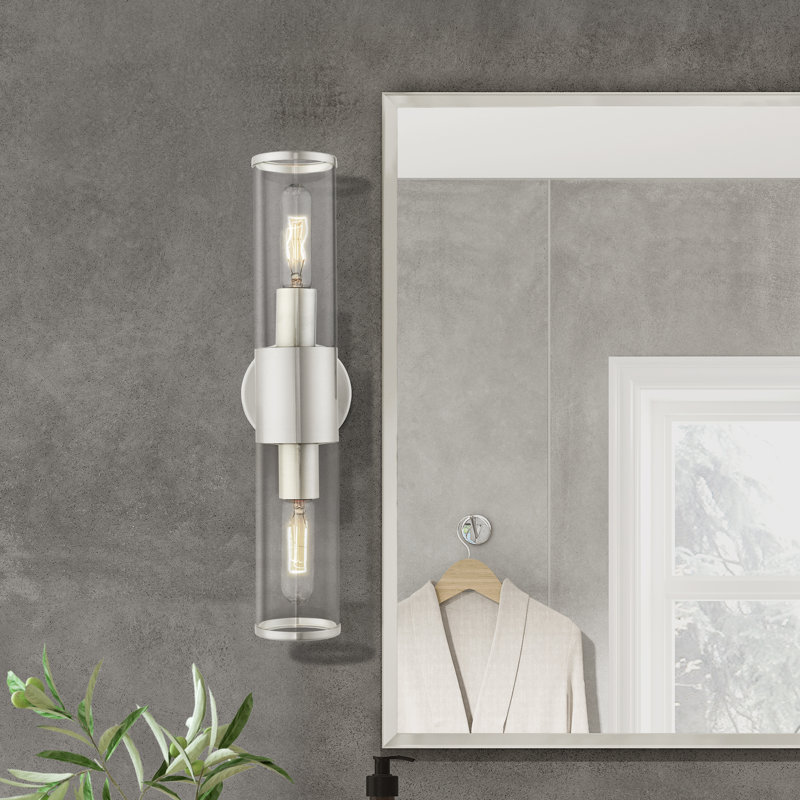 Éclairage pour meuble-lavabo à intensité variable Birchfield, Nickel brossé