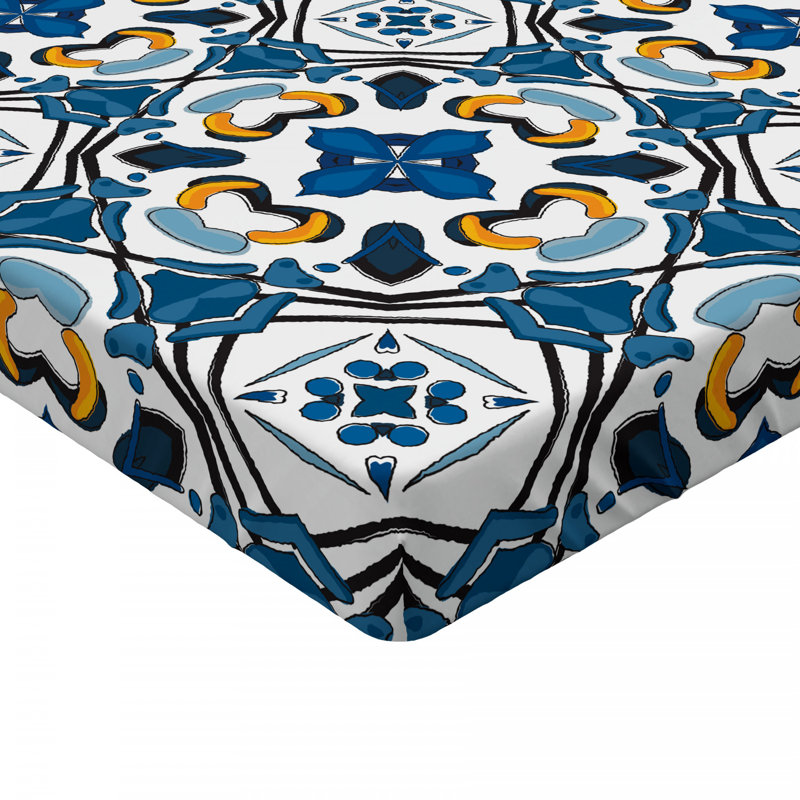 Microfiber Floral Fitted Sheet, Queen Fitted Sheet