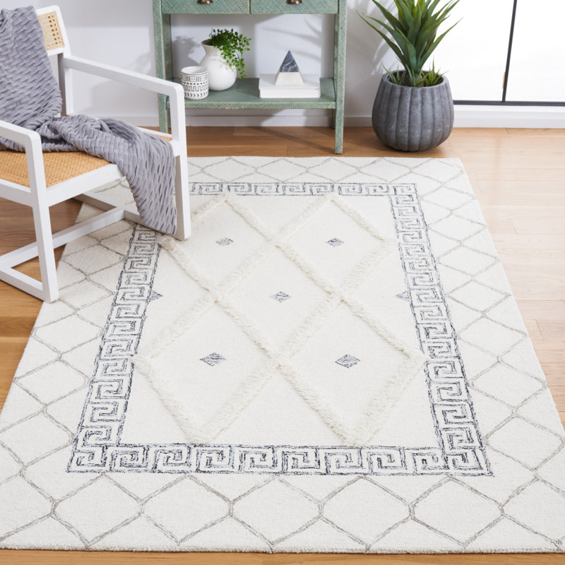 Aalam Hand Tufted Wool/Cotton Geometric Rug in Ivory/Black, Rectangle 5' x 8'