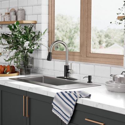 Pull Down Single Handle Kitchen Faucet with Accessories