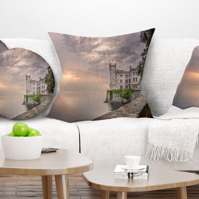 Miramare Castle at Sunset - Coussin imprimé paysage