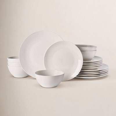 18-Piece Porcelain Dinnerware Set, White
