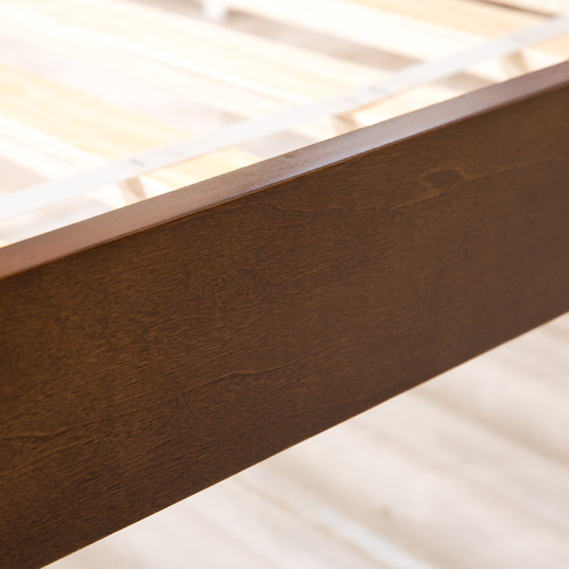 Lit simple en bois massif Rowen, Noyer