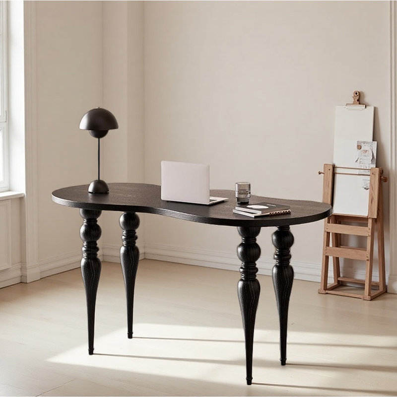 Bureau à la française, H 29,13 po x l 55,12 po x P 27,56 po