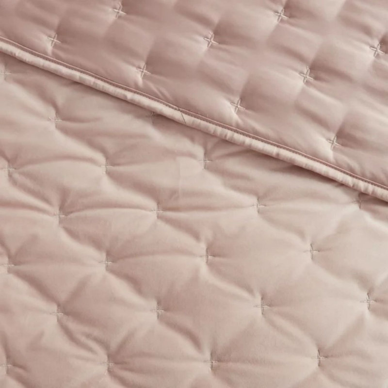 Bedding, Queen