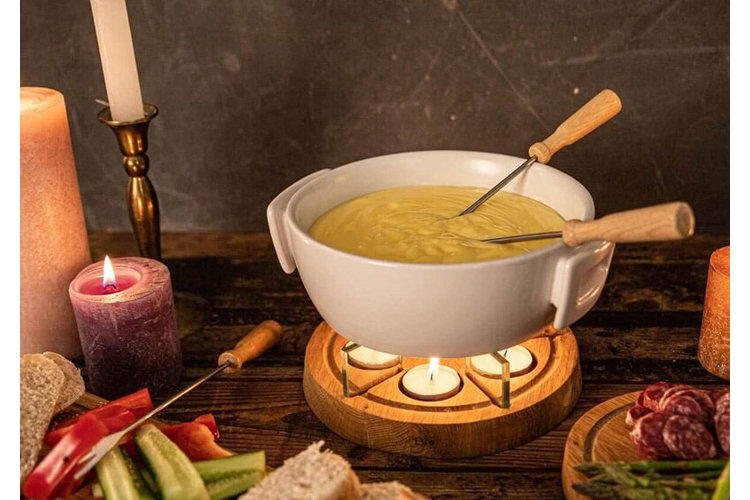 The Best Fondue Pots To Fire Up At Your Next Dinner Party - Forbes Vetted