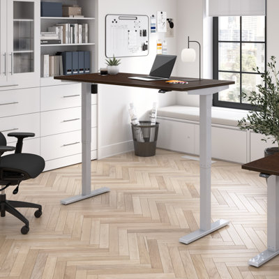 Bureau pour travailler debout à hauteur réglable
