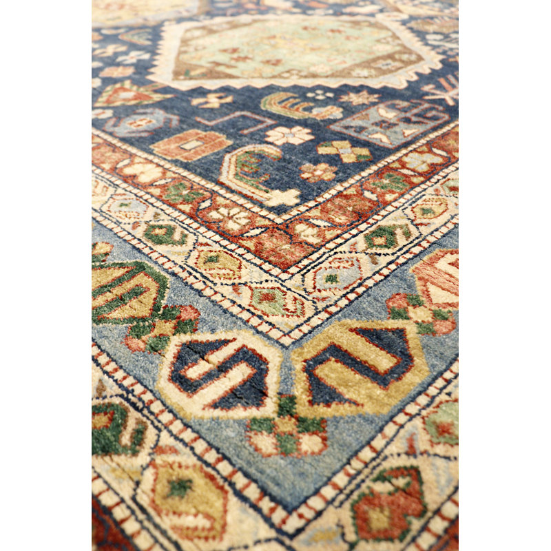 Serapi Handmade Wool Floral Area Rug