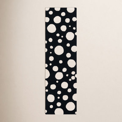 Kavika Black Ivory Hand-Woven Rug