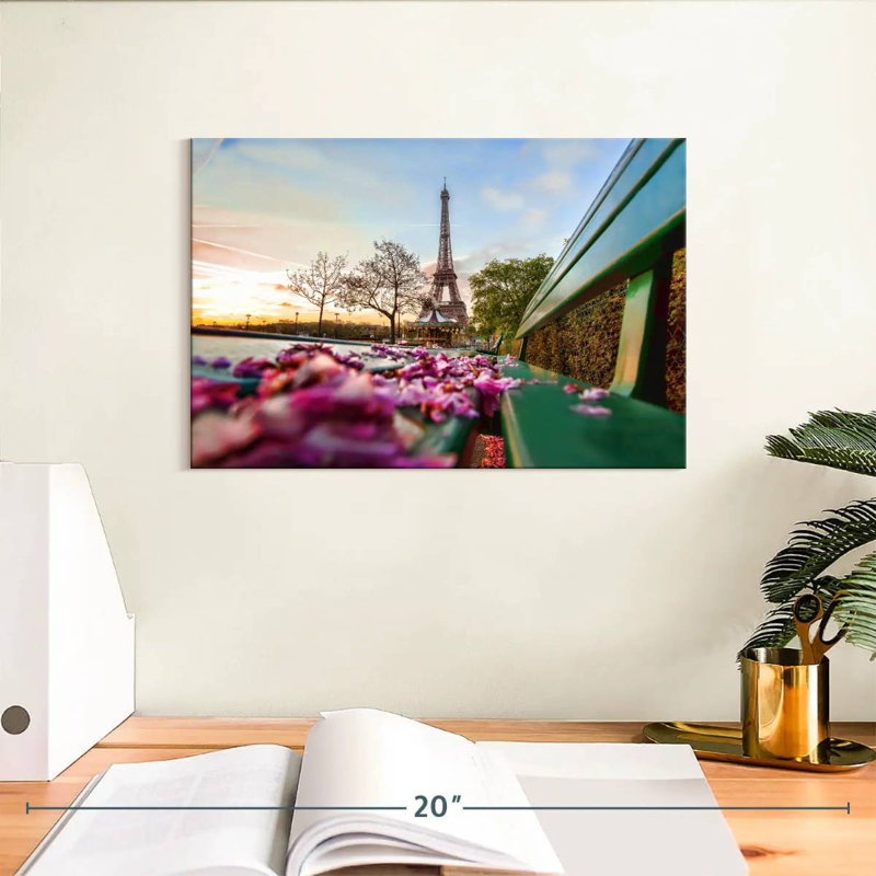 Serviette Ravi Eiffel au printemps, H 8 po x l 12 po