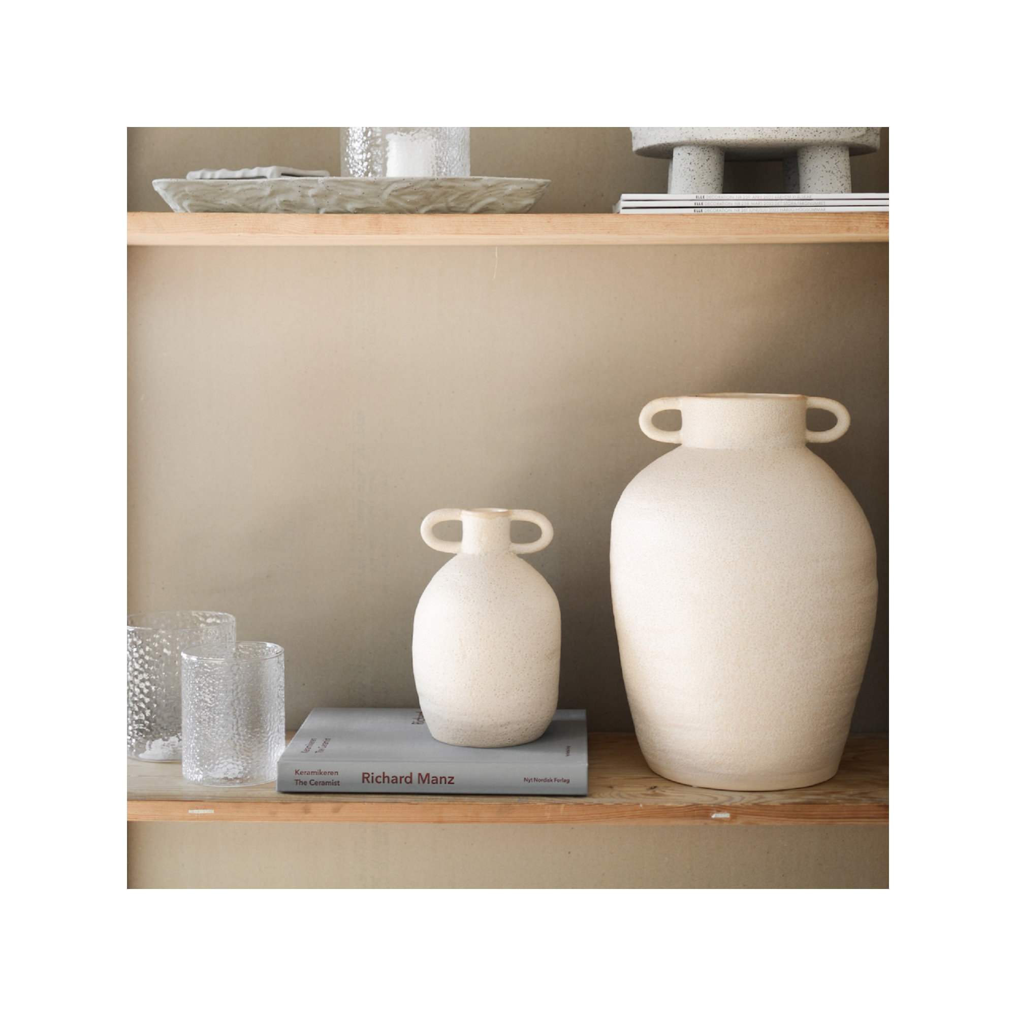 9.06'' Stoneware Table Vase, White