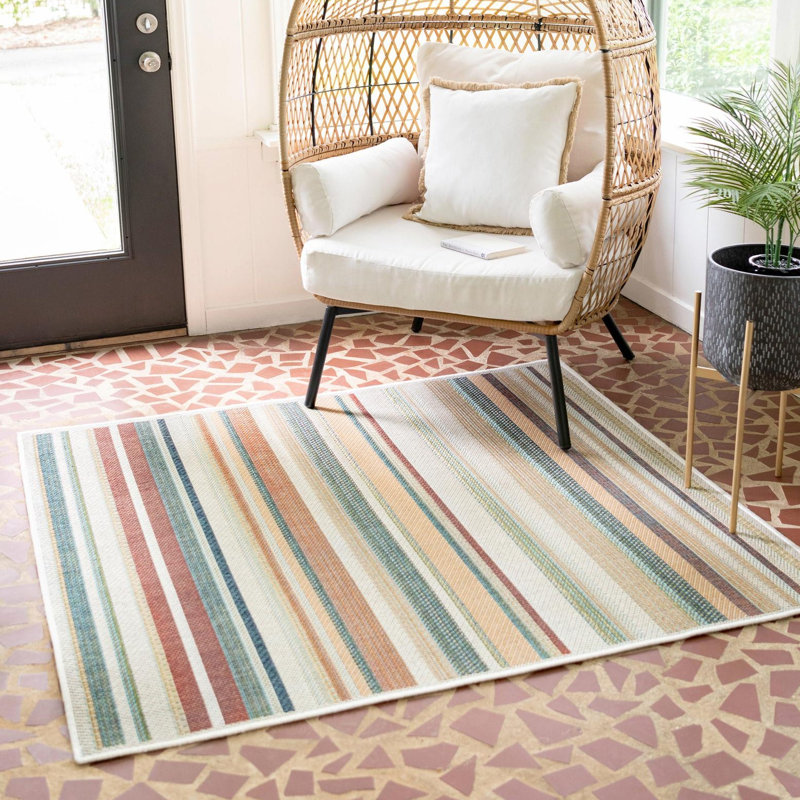 Tapis intérieur / extérieur rayé beige / vert / rouge Dimesford, Carré 10 pi
