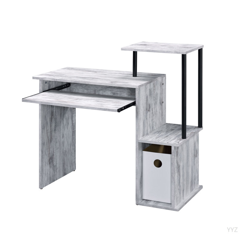 Bureau d'ordinateur antique blanc et noir