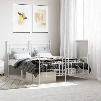 Aceion Metal Bed