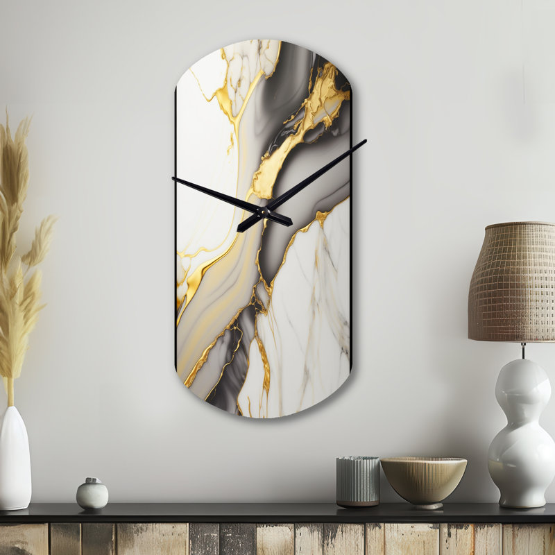 Horloge murale abstraite géométrique en marbre blanc et or II - horloge murale asymétrique en métal, Petit