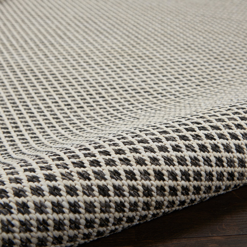 Leia Indoor / Outdoor Rug, Rectangle 2' x 3'