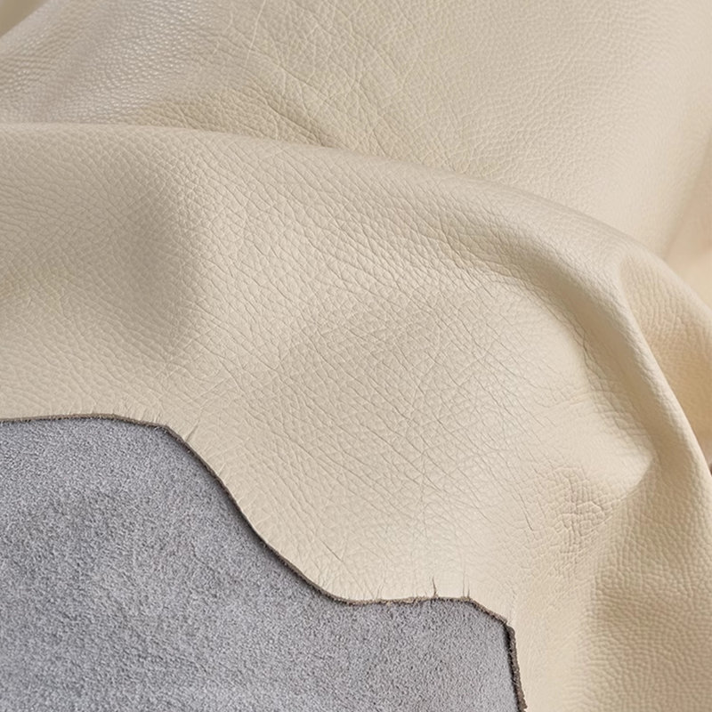 Canapé standard en cuir véritable blanc crème, H 30,71 po x l 74,8 po x P 37,4 po
