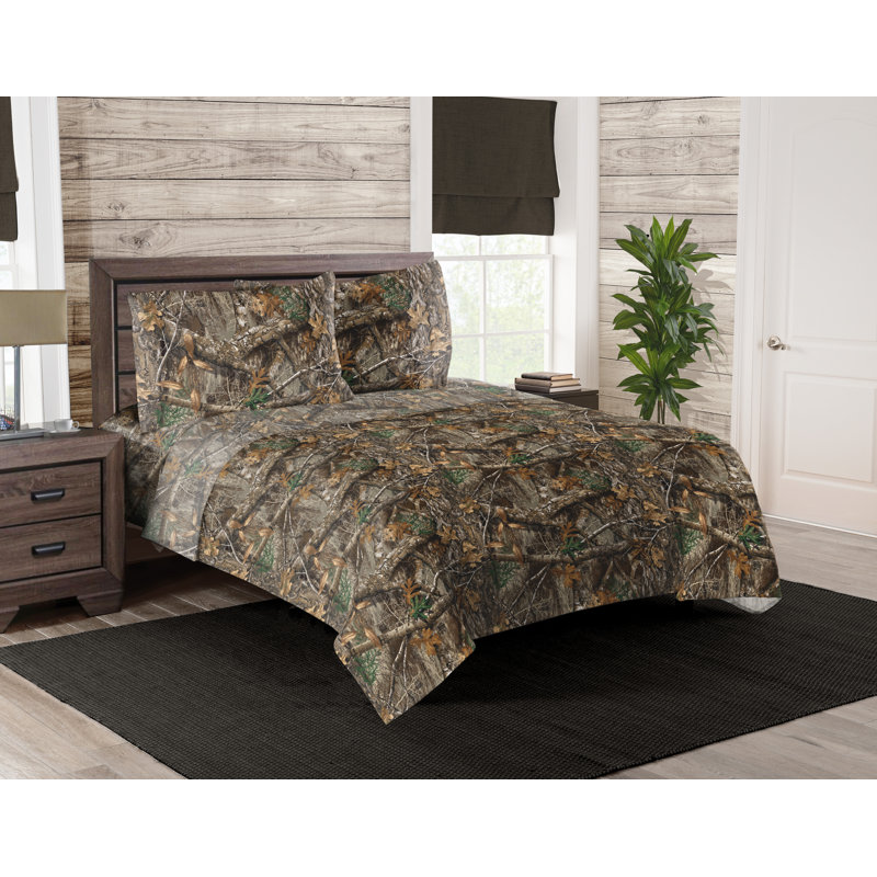 Realtree Edge Camouflage Queen Polyester Bedding Set