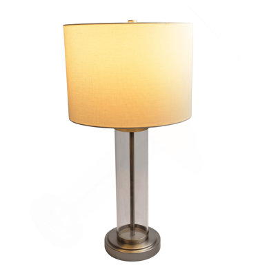 Lampe de table en nickel brossé Luna avec interrupteur marche / arrêt et base en verre transparent