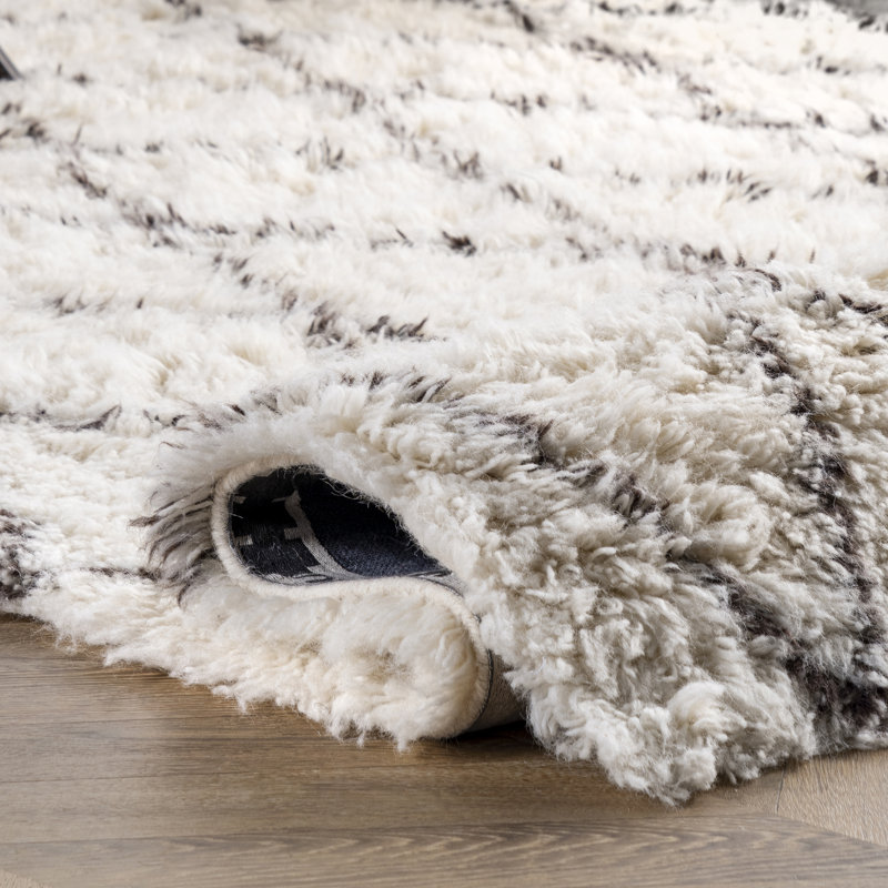 Marrakech Hand Made Ivory Area Rug, Rectangle 5' x 7'