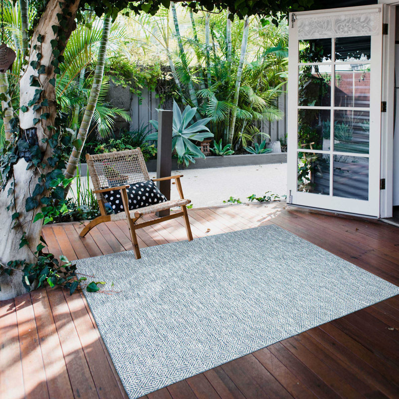 Tapis intérieur / extérieur bleu Rummel, Rectangle 6 pi 7 po x 9 pi 6 po
