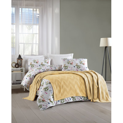 Élégant ensemble double piqué, 100% coton, jaune | Comprend 2 taies d'oreiller (19,7 x 27,6), une housse de courtepointe (78,7 x 86,6) et un drap plat (94,5 x 102,4) | 400 g / m², lavable à la machine, doux et durable pour un sommeil confortable