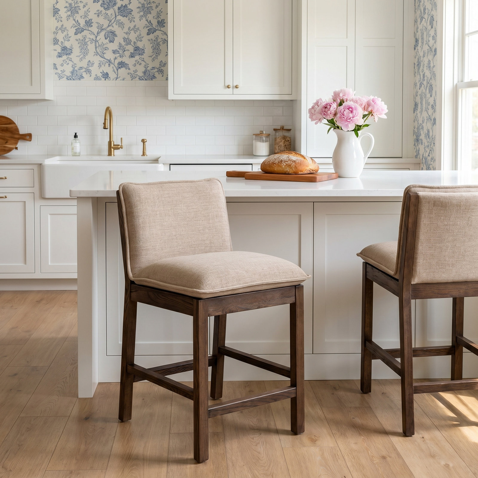 Gafton Bar and Counter Stool, Counter Stool ( 26" Seat Height)