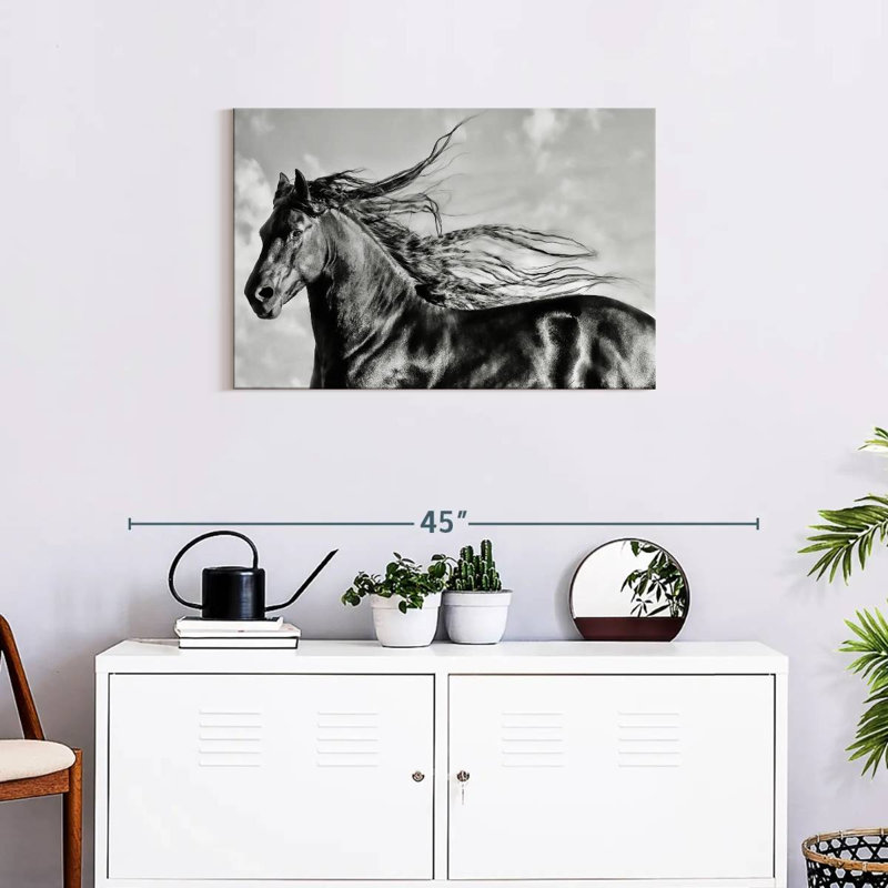 Wind Blown Mane III, 20" H x 30" W