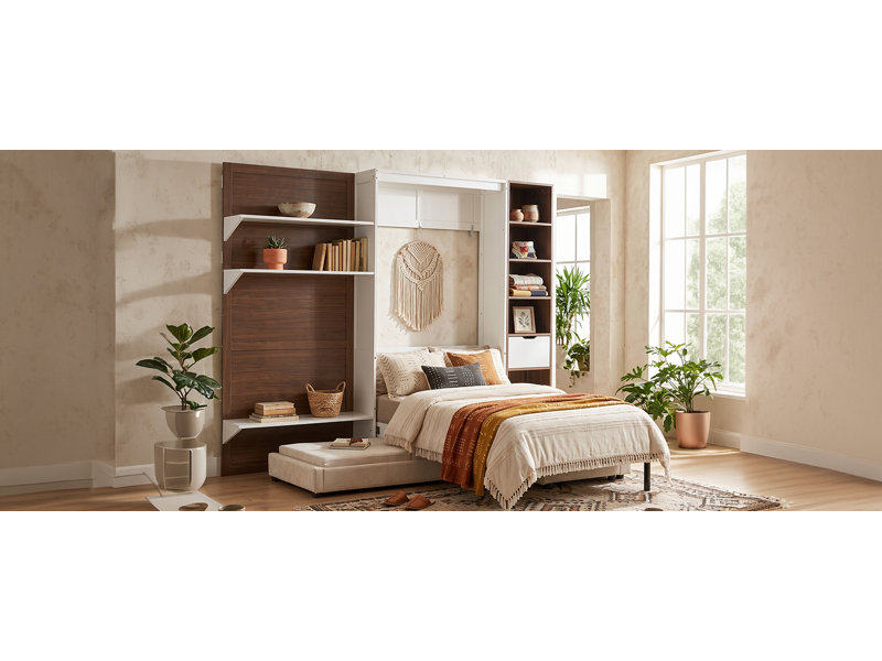 Lit escamotable une place avec canapé, armoire de rangement, étagères ouvertes, port de chargement USB et panneau paysage de montagne, lit mural gain de place