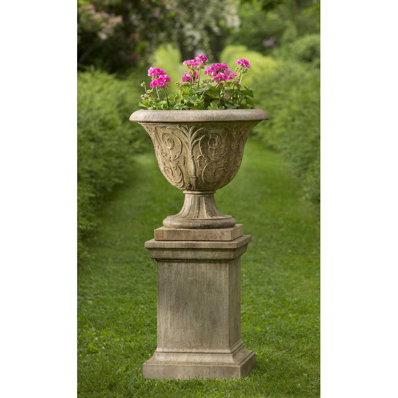 Palais Handmade Planter, Aged Limestone