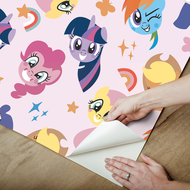 My Little Pony Toss Peel & Stick Wallpaper
