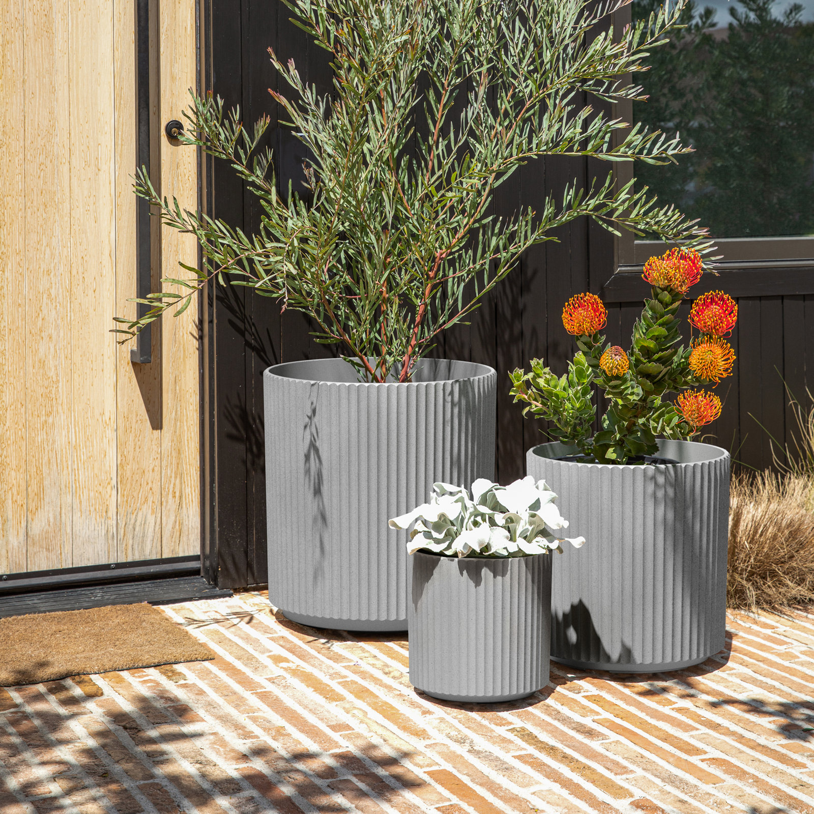 Demi Series Fluted Round Pot Planter, Gray