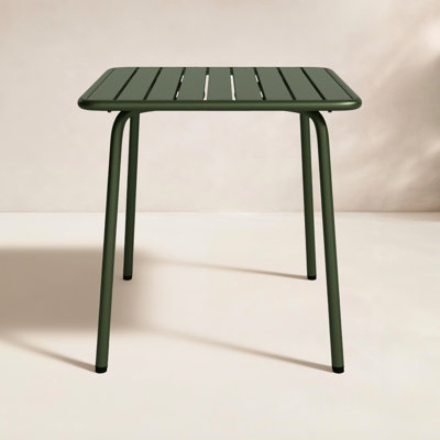 Winnipeg Outdoor Table