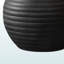 Lampe de table en métal en résine noire et abat-jour ivoire Benjamin, H 15,23 po x l 9,36 po x P 9,36 po
