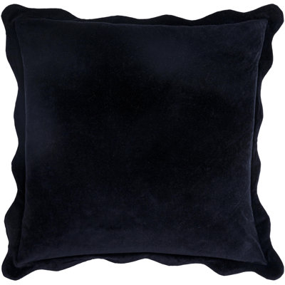 Collier Scalloped Edges Throw Pillow
