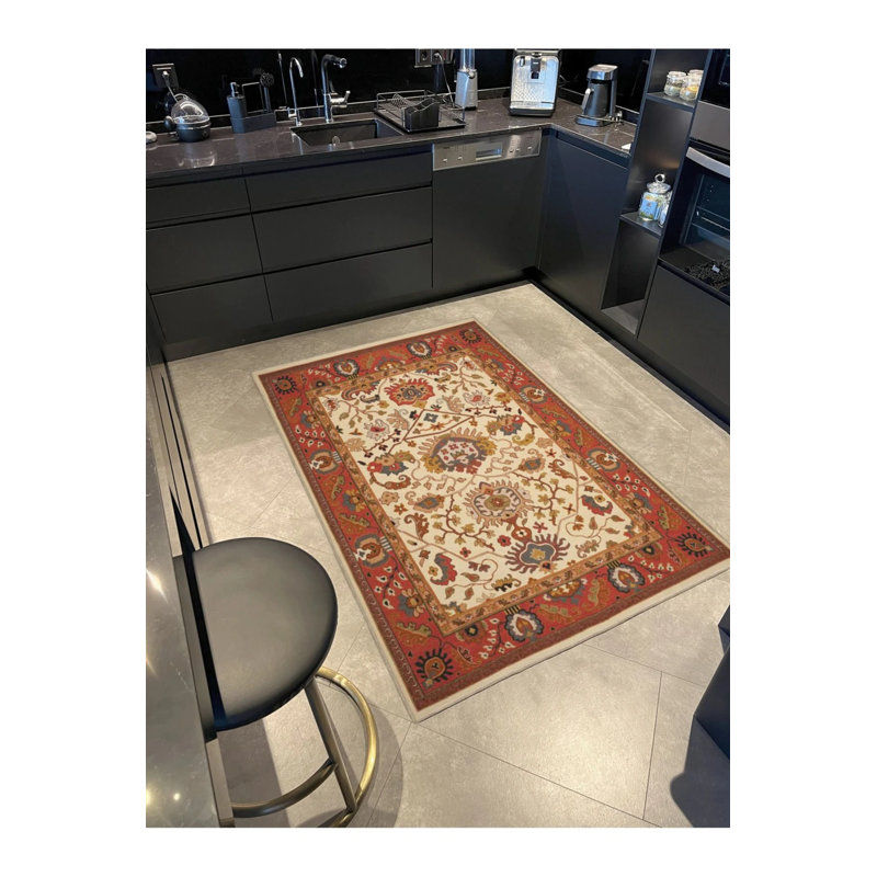 Tapis tissé rétro dans les tons de rouge, Rectangle 2 pi 4 po x 4 pi