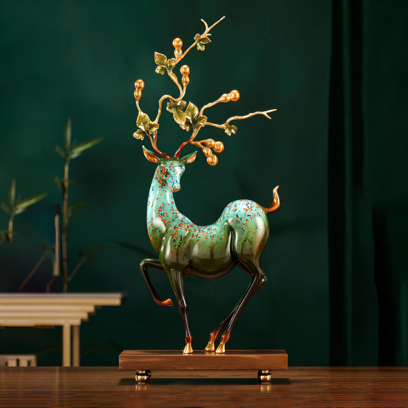 Sculpture de cerf en laiton fabriquée à la main - pièce décorative intemporelle, Vert