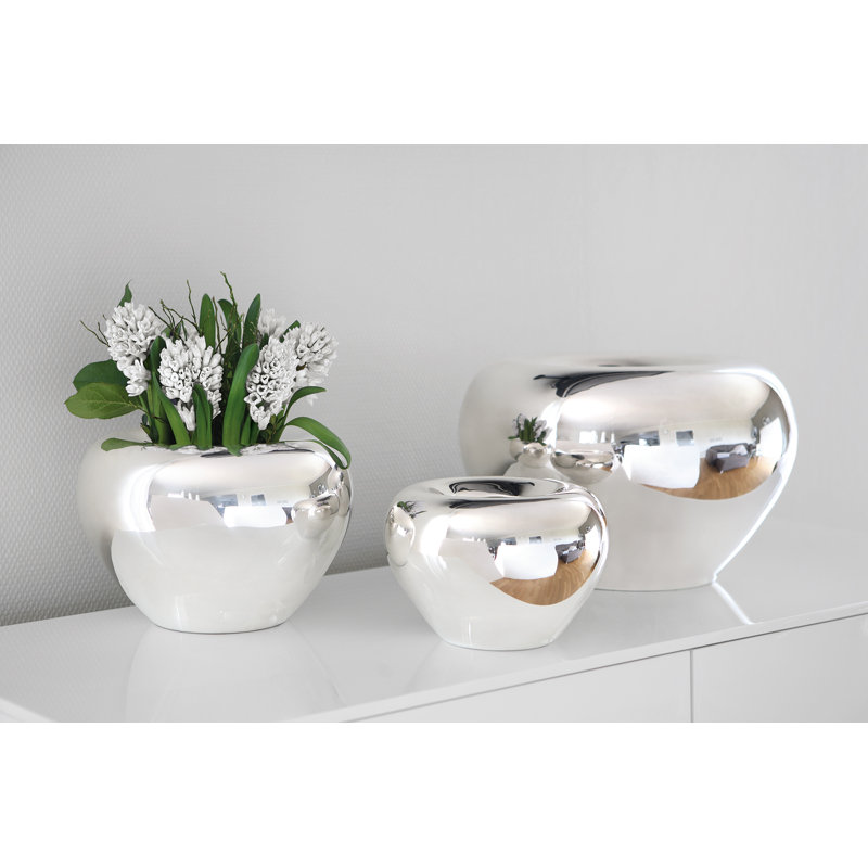 Venus Handmade Stainless Steel Table Vase, 15cm H x 23cm W x 23cm D, Silver
