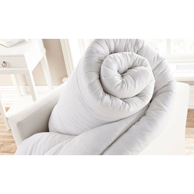 Egyptian Quality Polyester 10.5 Tog Duvet