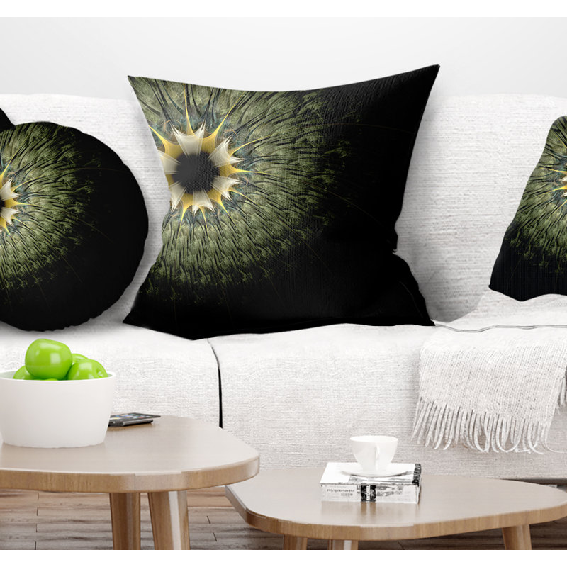 Fleur symétrique fractale en vert clair - coussin à imprimé floral, 18 po x 18 po, Coussin décoratif