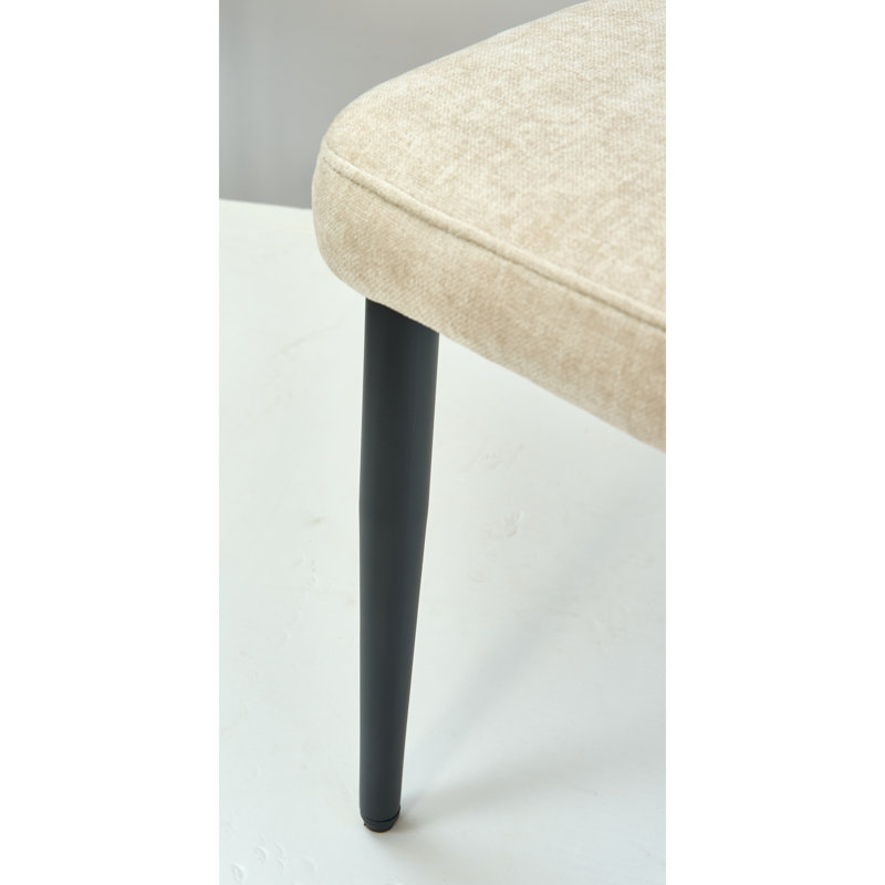 Chaises d'appoint modernes beige, structure en acier, idéale pour la cuisine